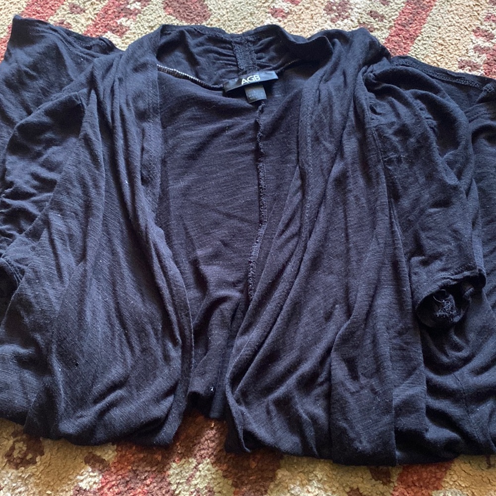 Black short sleeve cardigan